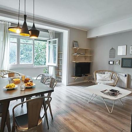 Magnificent 4 Bedroom Apartment In Eixample Барселона Екстер'єр фото