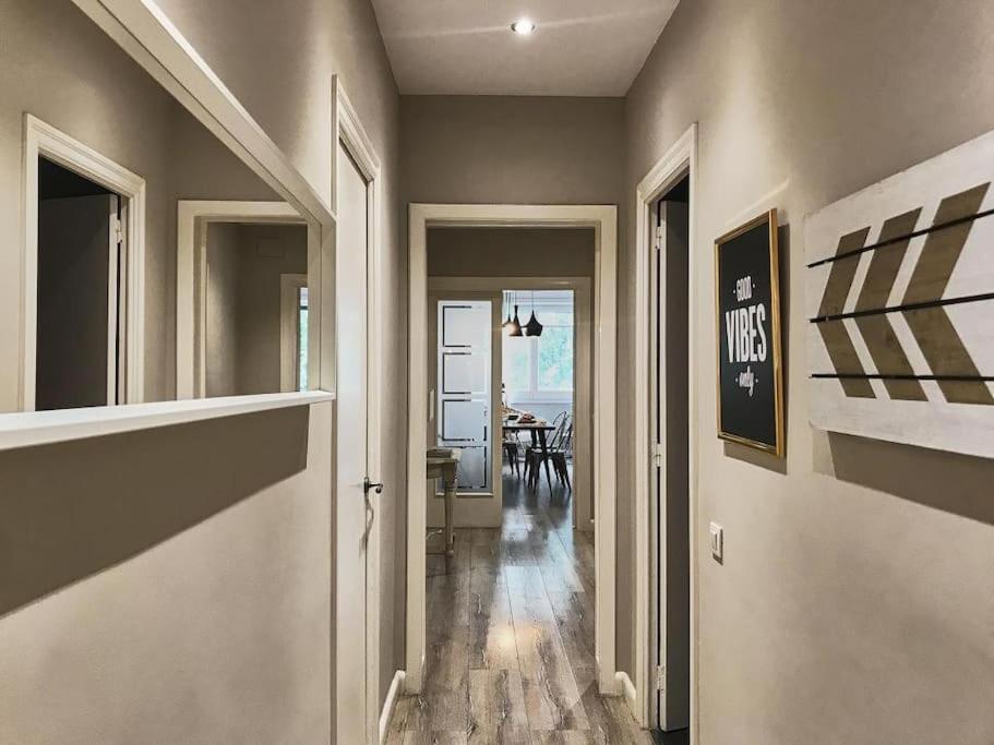 Magnificent 4 Bedroom Apartment In Eixample Барселона Екстер'єр фото